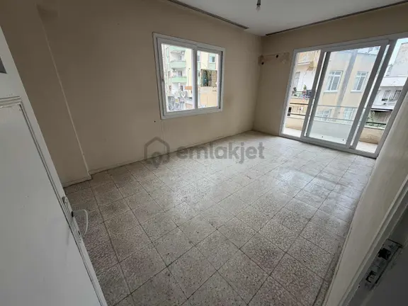 Toroslar Osmaniye Mahallesinde Kiralık 2+1 Daire 2