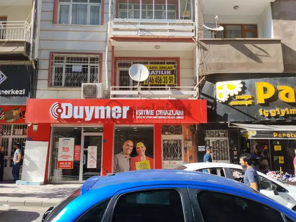 Elazığın Kalbinde Satılık Daire: Vali Fahri Bey Caddesinde 3+1 1