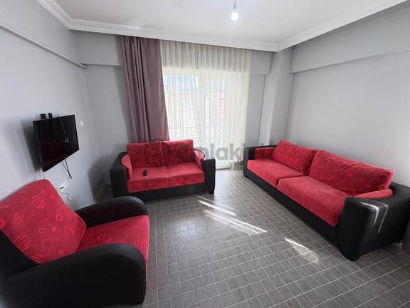 Üniversite Yakını Site İçi Güvenilir Havuzlu 1+1 Kiralık Daire 1