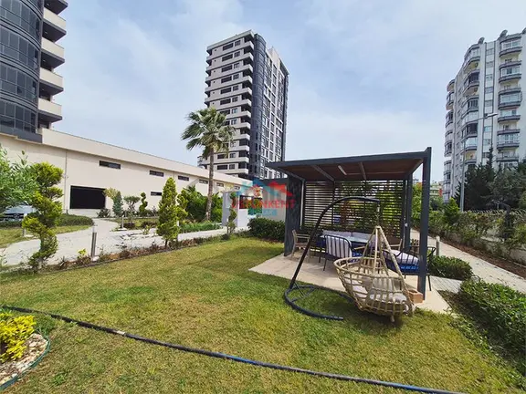 Üstünkent'ten Kerem Cebi Paradise'ta Kiralık 3+1 Modern Daire ! 2