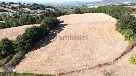 Muhtarımdan Gönen İn En Güzel Köyleri Arasında Olan Çınarlı Mah. Tarla 1