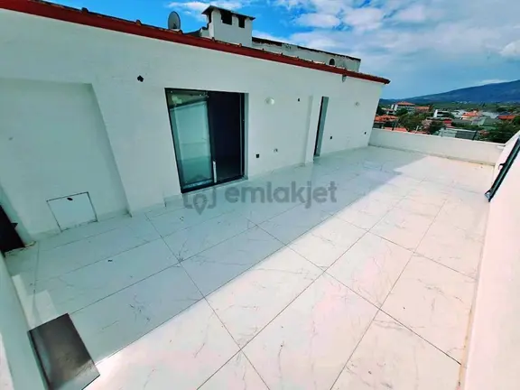 Uytundan Zeytinlide Doğa Manzaralı Teraslı Lüks 3+1 Dubleks 1