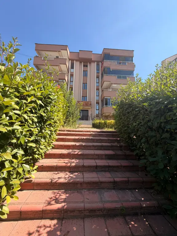 Üçevler Ozan Kent Sitesi'nde 110 M² Net Geniş 2+1 Kiralık Daire! 2