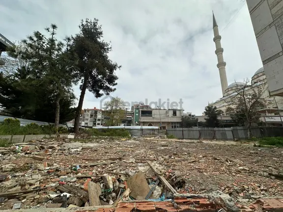 Mertcan'dan Maltepe Çarşı İçinde Fırsat Köşe Başı Arsa 1