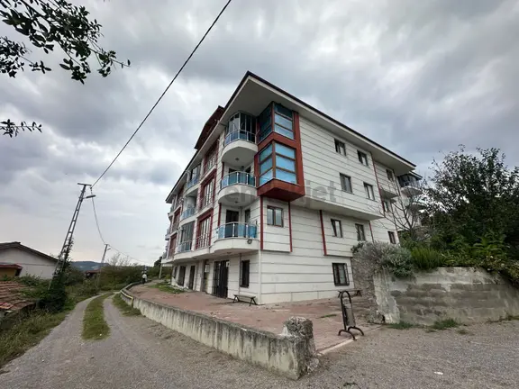 Bilgin Emlaktan Merkezde Uygun Fiyatlı Şehir Manzaralı 2+1 Satılık Daire 1