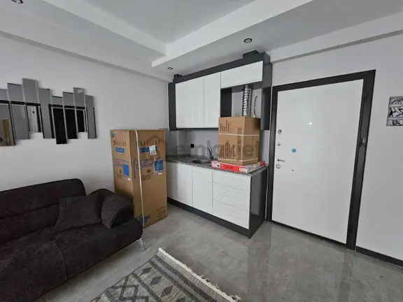 Sırakapılar Mah.satılık 1+1 Arakat Eşyalı Sıfır Apart 2