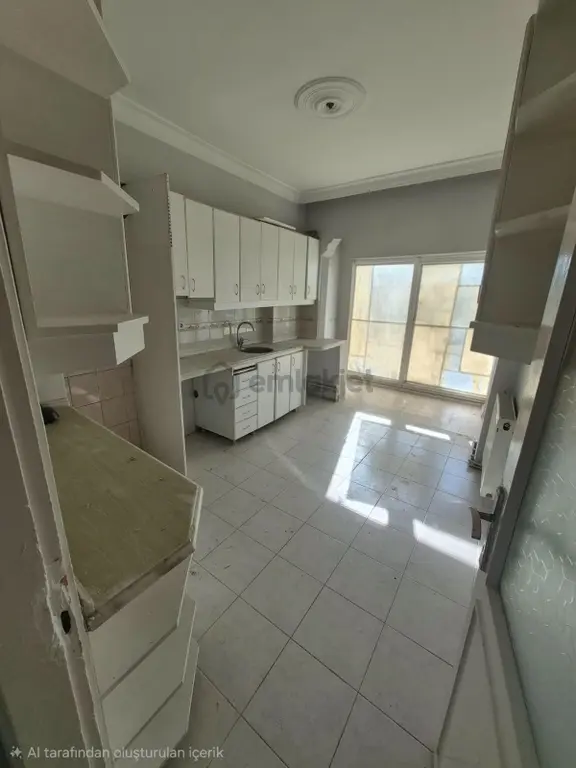 Buca/hürriyet Mahallesi/menderes Caddesinde,izbana300metre(2dk)3+1,otoparklı,teraslı,ferah,dair 2