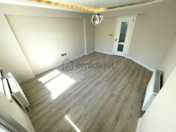 𝄞melodi'den Doktorlar Sitesi Civarında 3+1 Ön Cephe Arakat Ayrı Mutfaklı Barbekülü Daire 2