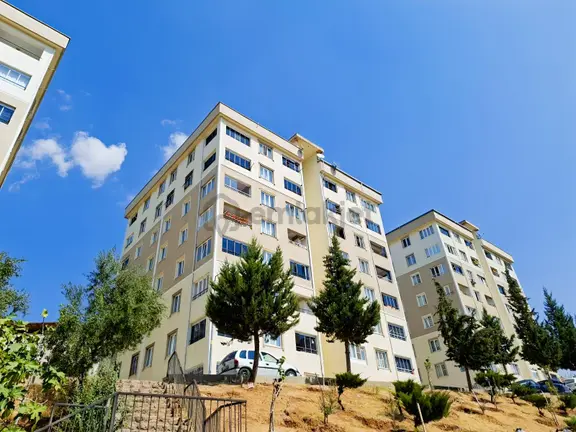 Şehir Ve Baraj Manzaralı Satılık 2+1 Daire 2