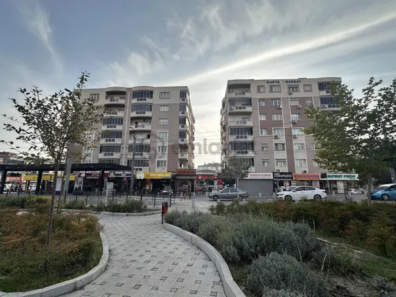 Çiğli Ataşehir Merkezde 3+1 Satılık Daire 1