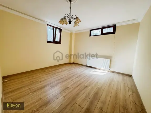 Ümraniye Adem Yavuz Mahallesinde Kiralık 2+1 Daire 2