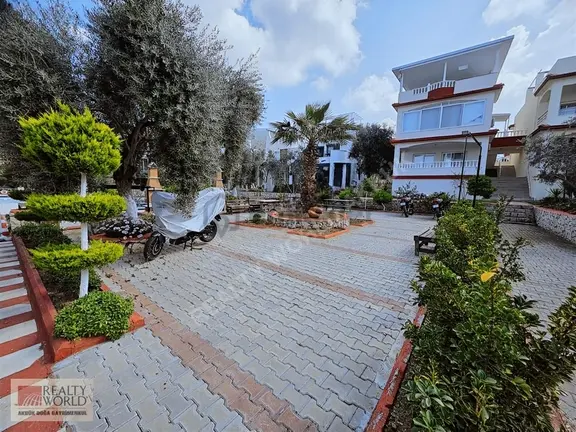 Didim Akbük'de Havuzlu Sitede Satılık Yazlık 2