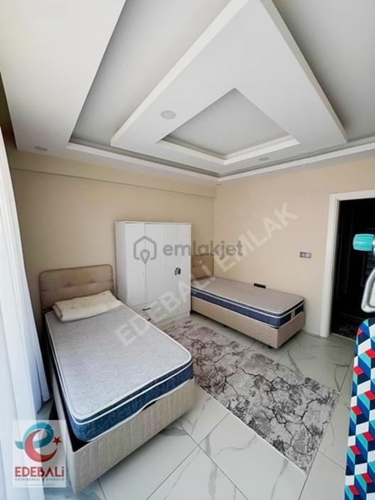 1+1 Lüks Eşyalı Kiralık Arakat İstiklalde Çarşıda Daire 1