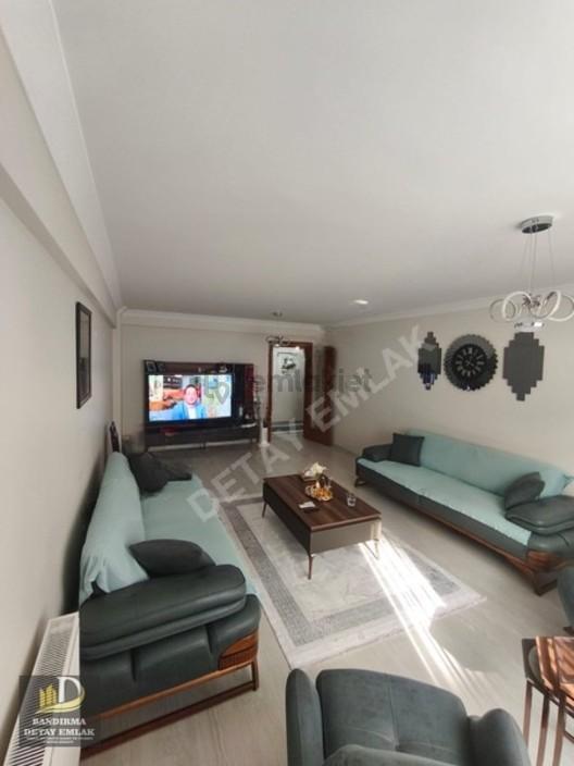 17 Eylül Mahallesinde 3+1 150 M2 Arakat Asansörlü Daire 2