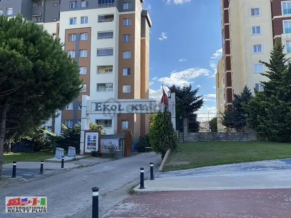 Viaportun Karşısında Eşyalı Kiralık 2+1 Daire 1