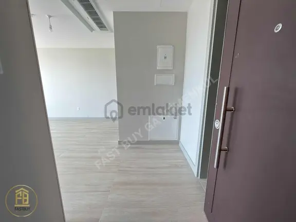 Megapol İzmir Metro Yanı Kiralık Büyük Tip Balkonlu 1+1 Daire 1