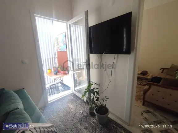 Sahil'den Davutlar'da 1+1 Ara Kat Konforlu Geniş Daire 2