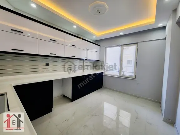 Şirinyalıda Sinanoğlu Cadde Cepheli İçi Sıfır 3+1 170m2 Asansörl 2