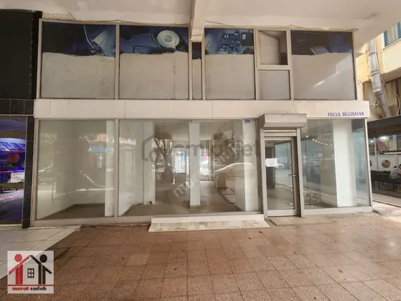 Merkezde Milli Egemenlik Caddesine Cephe 3katlı Dükkan 1