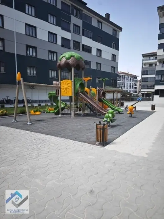 Soylu Gayrimenkulden Satılık 3+1 Daire 1