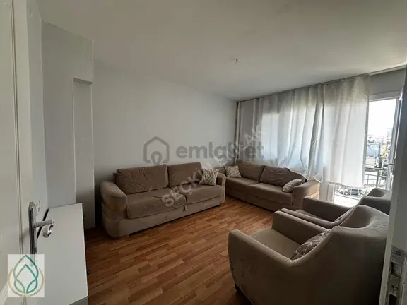 Bornova Karacaoğlan Mahallesinde Kiralık 2+1 Daire 1