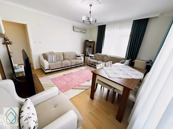 Buca Menderes Caddesi Üzeri Kiralık 3+1 Daire 2