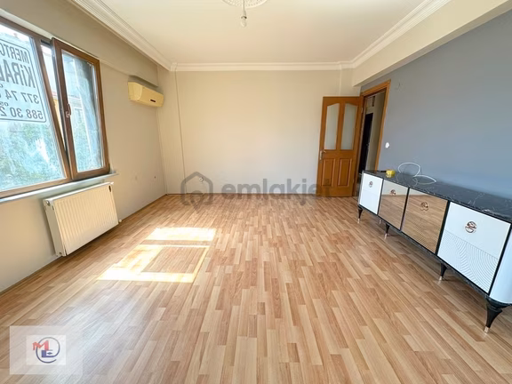 Mertcan'dan Hürriyet Mah. Caddeye Yürüme Mesafeli 2+1 Kiralık 2