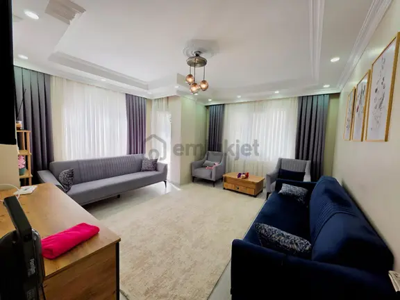 Aslı Emlak Tan Gazi Mah 2+1asansörlü Ara Kat Daire 1