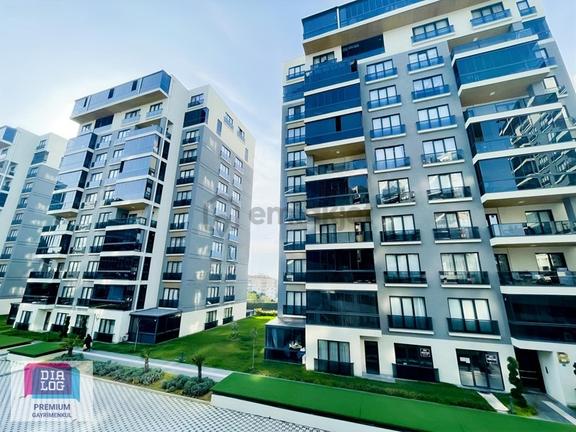 Nilüfer Barış Mh. De Özlem 1 Sitesinde Satılık Arakat 3+1 Daire 2