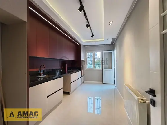 Amaç'tan Agiat Ortaokulu Yanı 4+1 K.mtfk Çift Banyolu Lüks Daire 1