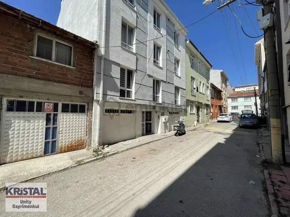 Şirintepe Anaolu Üni. İletişim Kapısına Yakın Eşyalı Kiralık 1+1 2