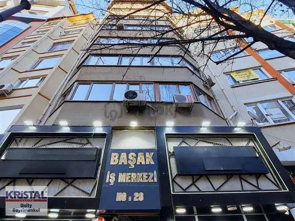 Kr Unity'den Doktorlar Caddesi Başak İş Merkezinde Satılık Ofis 1