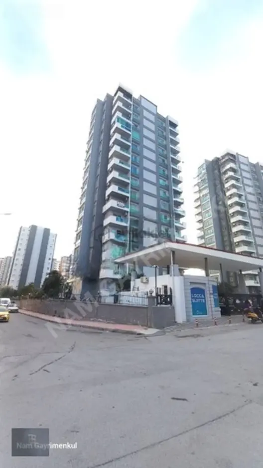 Mezitli'de Havuzlu Locca Suite'te Eşyalı 1+1 Kiralık Daire 1