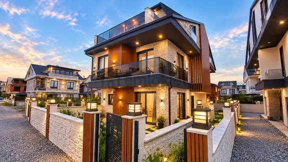 Sakarya Kocaali De Ultra Bahçe Ultra Geniş Alan 4+1 Villa Deniz Manzaralı 1