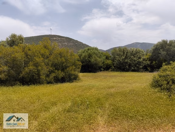 Didim Balova'da Satılık Köşe Başı İmarlı Arsa - 309 M² 1