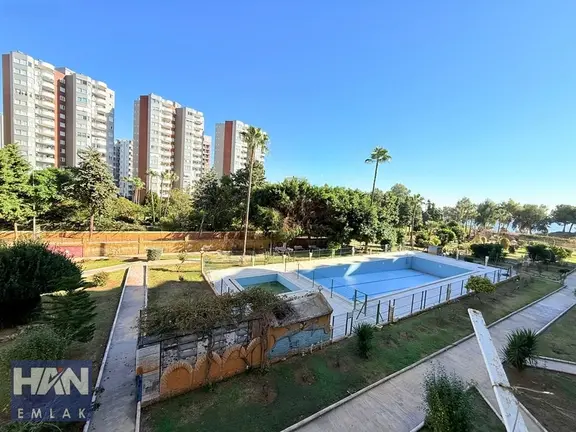 Han Emlak'tan 75.yıl Mah'de Denize Sıfır Eşyalı Kiralık 1+1 1