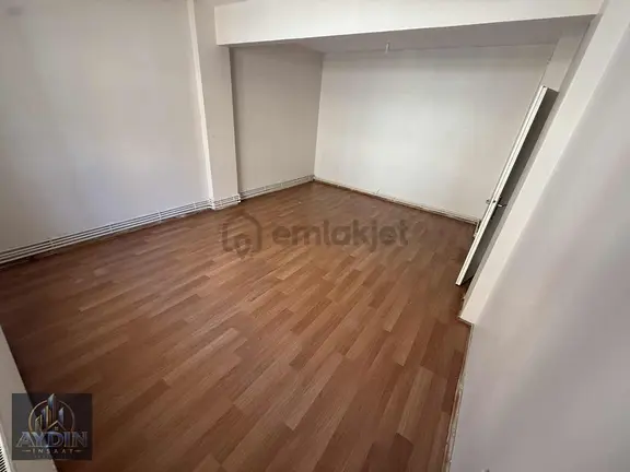 Aydın İnş.cebeci Mh 2+1 85m2 3.kat Tramvayın Dibii 1