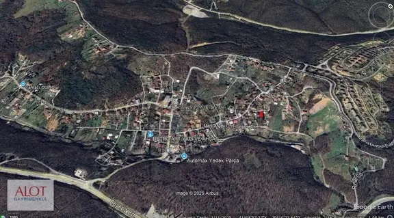 Beykoz Örnekköy De Yol Cepheli Köy İçinde Fırsat Arsa 2