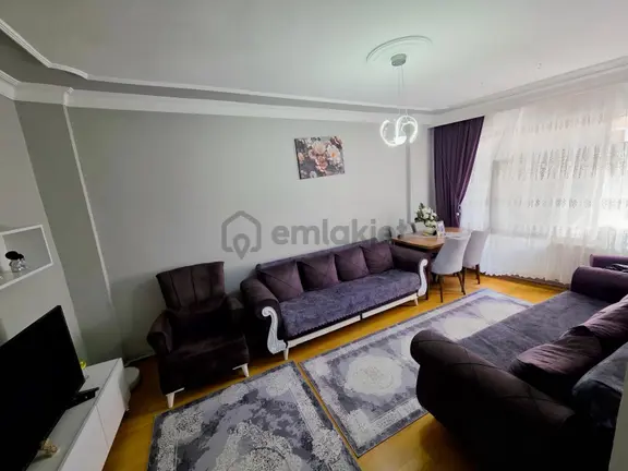 Çarşıya Yakın 2+1 Satılık 3 Katlı Müstakil Bina 1