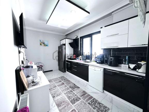 𝄞enfes Evler Melodi'den Pazar Pazarı Civarında Denize 400mt Ayrı Mutfaklı Arakat 2+1 Daire 1