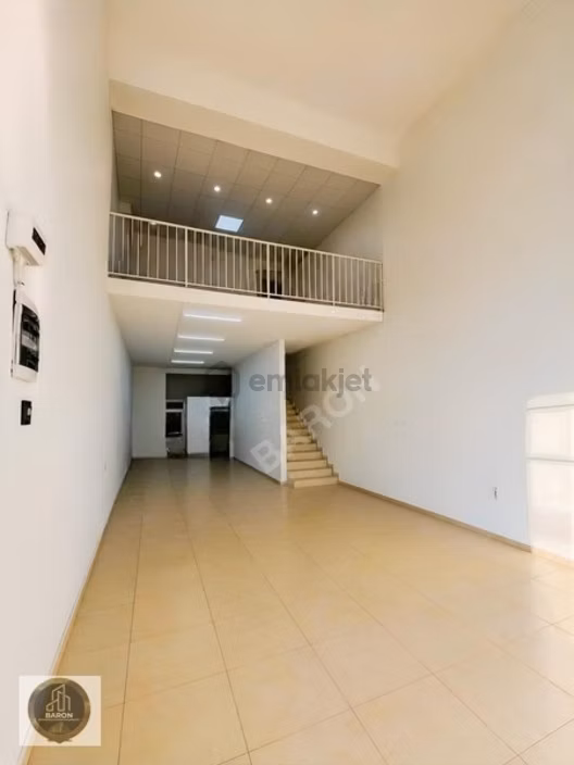 Barondan Lıv Hastane Yani 300 M2 Kiralık İşyeri 1