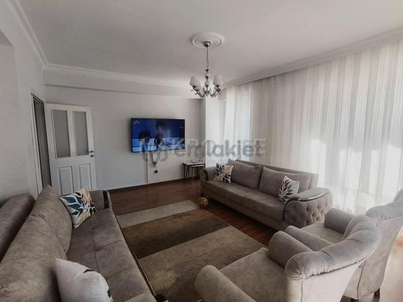 Konumu Harika, Fiyatı Daha Da Harika! Radisson Otel Arkası Satılık Geniş 3+1 Daire 1