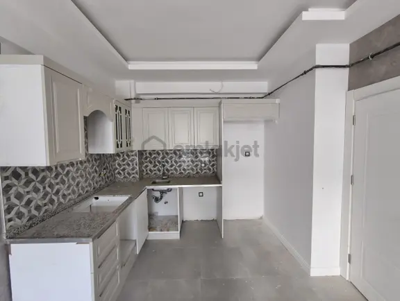 Satılık 1+1 Daire Kantar Civarında 1