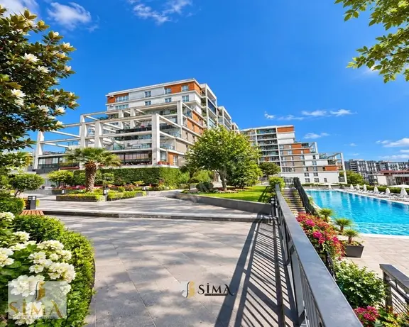 Prestijli Site İçerisinde Metrobüse Yakın Eşyalı Fırsat Daire 1