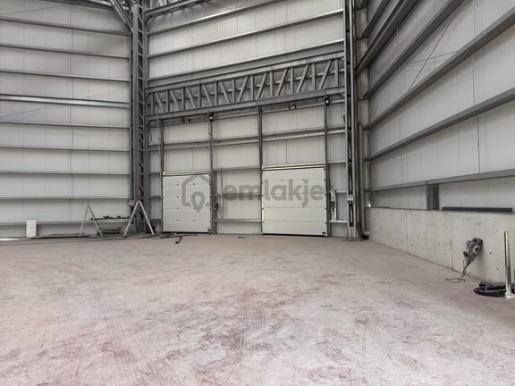 Gebze'de Kiralık 3.100 M2 Rampalı / Sprinkli /iskanlı Depo 2