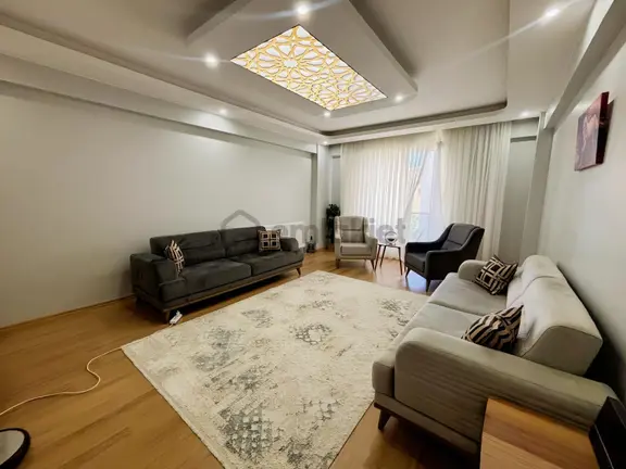 Güven'den Çerkezköy'de İskanlı Site İçerisinde Arakat 2+1 2