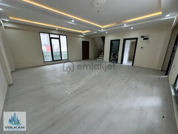 Volkan Emlak Yayla Mah Müstakil 6+1 Villa 1