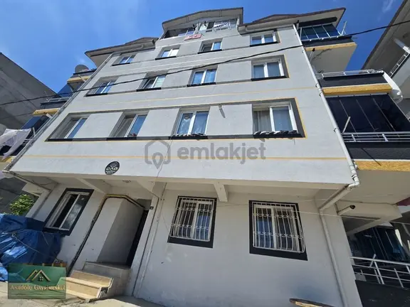 Anadolu Gayrimenkul'den Şirinevlerde Satılık 2+1 Daire 1