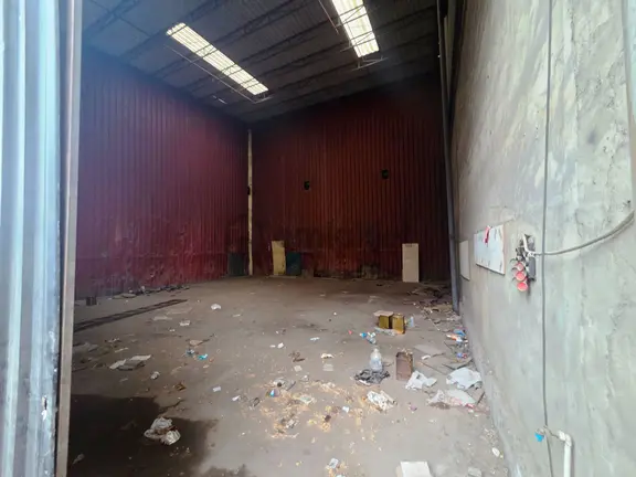 Gebze Sanayiye Uygun Geniş Kullanım Alanlı Otoparklı Kiralık Depo 2