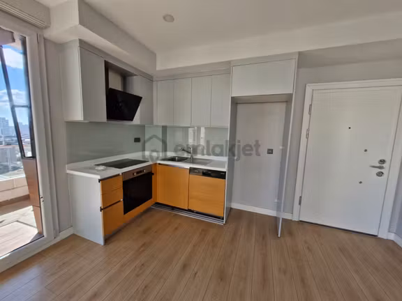 Core Living`ta Satilık 1+1 Koşe Daire Büyük Tip Taşınmaya Hazır 2